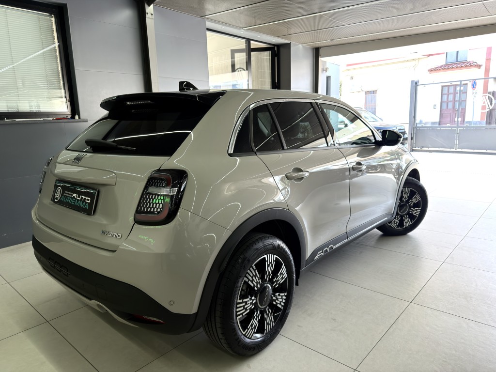 FIAT 600 1200 HYBRID 110 CV ICON KM 5240